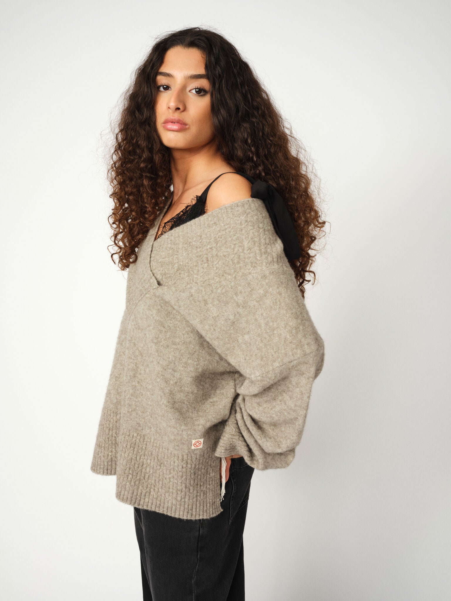 Modelshot / Grey Melange / Detail